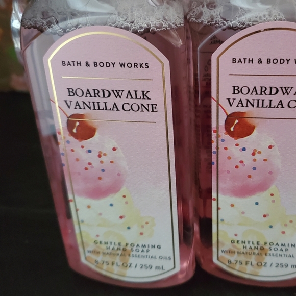 Boardwalk Vanilla Cone Hand Soap - Picture 2 of 3